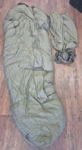 Carinthia Survival Down 1000 Schlafsack eine Handvoll Mal benutzt UVP 542£ - Bild 1 von 8