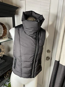 Armani Exchange Damen schwarz Y Pufflederbesatz Reißverschluss Kragen Weste Größe XXS - Bild 1 von 10