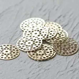 Eslabón redondo de latón crudo de 10 piezas con múltiples orificios - 20 mm (CW-4290C) - Imagen 1 de 2