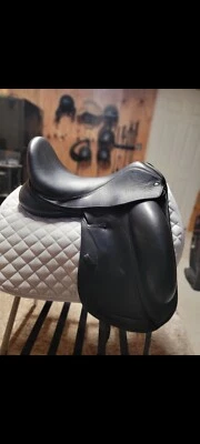 17.5 Custom Saddlery Wolfgang Matrix - Image 1 of 4