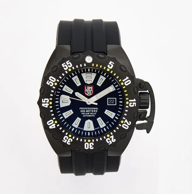 Reloj automático de buceo profundo de acero inoxidable negro Luminox PVP £1.600 Foto 1 de 3