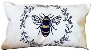 12"x20" Linen Elegant Farmhouse Bee Bees Leaf Foliage Wreath Throw Pillow Cover - Picture 1 of 3