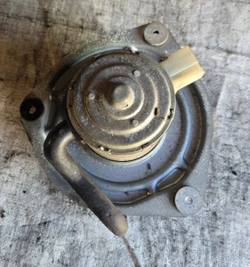 1984-1989 Nissan 300ZX Blower Motor Heater Motor 27220 01P13 - Picture 1 of 3