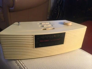 Vintage Portable AM/FM Radio The Curve by Suntone Tested WORKS Model RR9900 - Picture 1 of 6