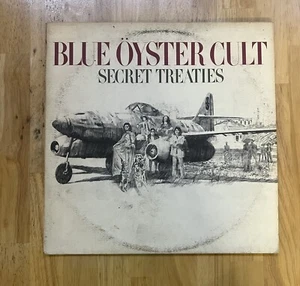 BLUE OYSTER CULT Secret treaties hard rock US Columbia PC 32858 vinyl LP - Picture 1 of 3
