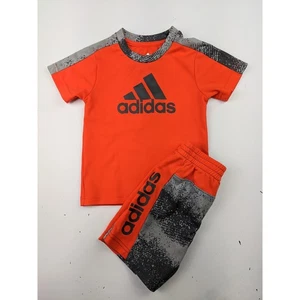 Adidas Dri-Fit grau & orange Sport T-Shirt/Shorts Set 12 Monate - Bild 1 von 6