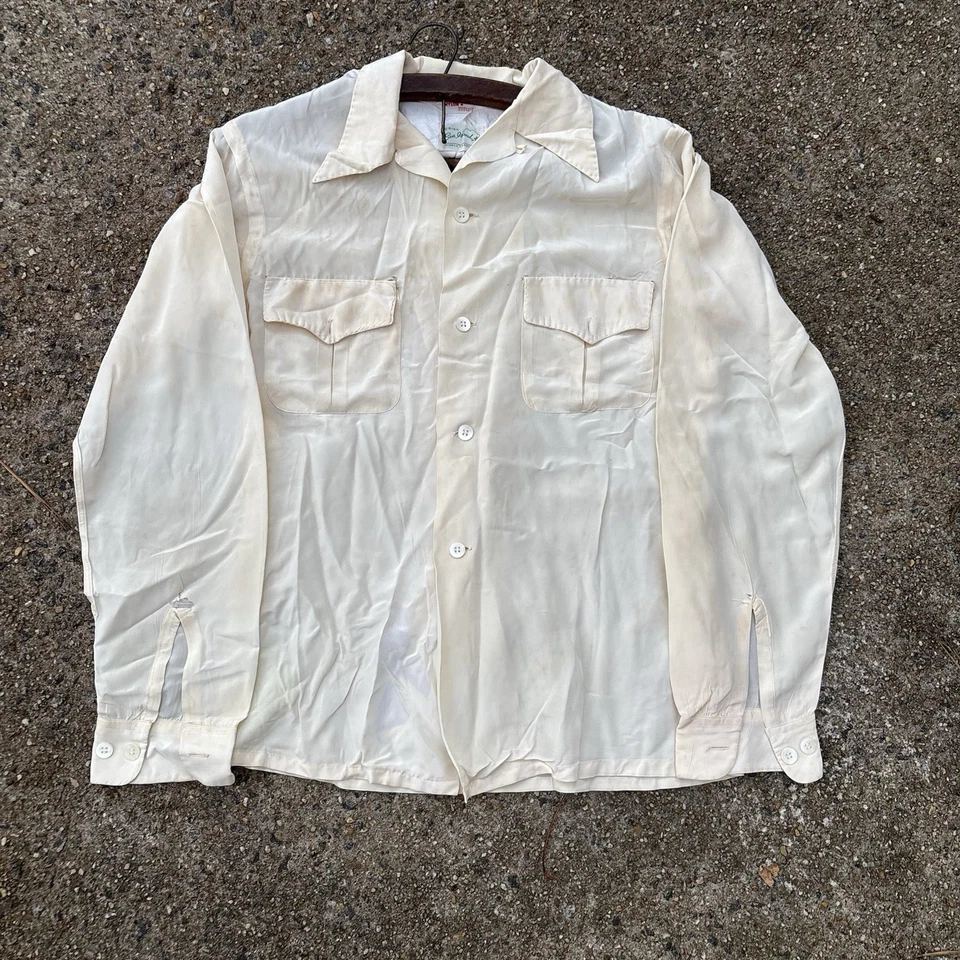 Винтажная рубашка 50-х из ацетата нейлона с петлевым воротником цвета слоновой кости маленькая средняя Sea Island - Изображение 1 из 4