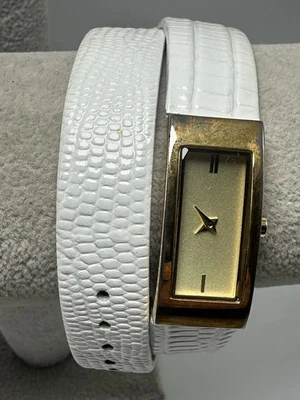 BCBGeneration Ladies Wrap Watch New Battery 17MM White Leather Band S94 - Image 1 of 4