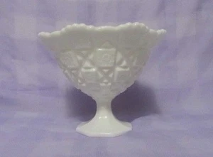  INDIANA WHITE MILK GLASS SAW TOOTH EDGE QUILT COMPOTE CANDY DISH - Picture 1 of 3