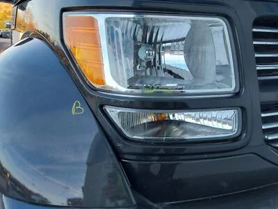 Used Right Headlight Assembly fits: 2010 Dodge Nitro Right Grade B - Imagem 1 de 4