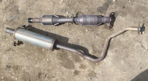 2003-2009 Toyota Prius 1.5L Catalytic Converter W/ Center Exhaust & O2 Sensor - Picture 1 of 1