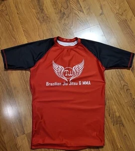 Soulfighter Tim Welch MMA & BJJ 2X Red & Black Rash Guard Short Sleeve - Picture 1 of 5