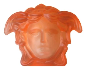 Medusa Halbkopf aus Kristallglas in rosé L 7,8cm x B 10cm x H 3,4cm - AE923 - Bild 1 von 3