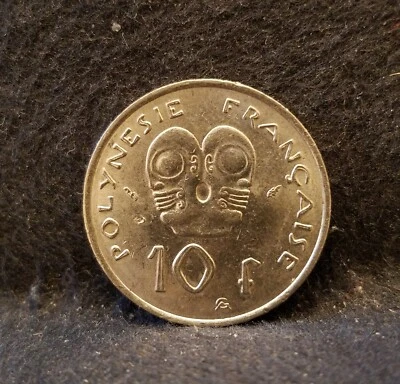 1975 French Polynesia (Overseas Territory) 10 francs, tribal mask, KM-8 (FP2) - Image 1 of 4