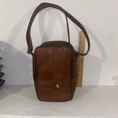 Bolso para cámara Kodak vintage marrón imitación cuero forrado de piel correa de hombro ajustable Foto 1 de 4