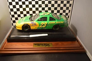ERTL 1997 John Deere 1:18 scale Chad Little #97 with brass plate and wooden base - Picture 1 of 12