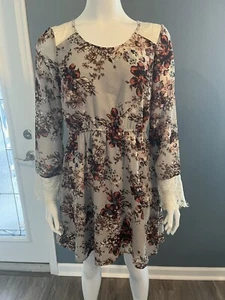 CHARLOTTE RUSSE Gray Brown Floral Dress Lace Size Medium M - Picture 1 of 7