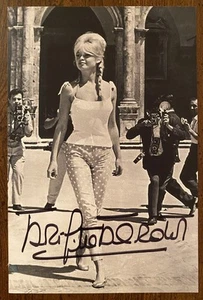 Brigitte Bardot foto autografata firmata con certificato di autenticità cara Brigitte disprezzo e - Foto 1 di 4