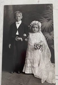 The Perfect Couple Postcard Children Wedding Attire 1987 Wildwood Design Group - Picture 1 of 3