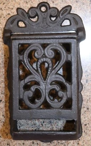 Soporte de fósforo vintage de hierro fundido negro montado en la pared - Imagen 1 de 6