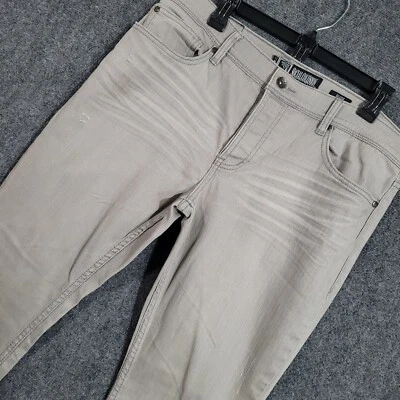 Pantalones de mezclilla de pierna recta gris Social Collision Rude By Lip Service talla 36x32 Foto 1 de 4