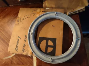 NEW Caterpillar CAT 3D-6215 3D6215 RETAINER A Genuine OEM Part - Picture 1 of 4