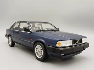 1986 Volvo 780 BERTONE Coupe 1/18 DNA Collectibles DNA000105 BLUE PEARL METALLIC - Picture 1 of 12