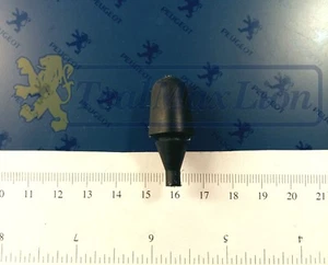 Butée caoutchouc de repos de capot moteur Peugeot 404 Utilitaires/Camionnette - Picture 1 of 3