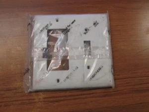 NEW. PASS & SEYMOUR WALL PLATE CAT# TP126-W ... ZA-116 - Picture 1 of 3