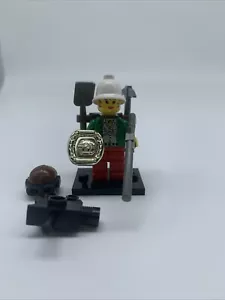 PIPPIN REED / MISS GAIL STORM MINIFIGURE 5935/5905 JUNGLE DINO ADVENTURES LEGO® - Picture 1 of 5