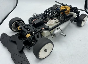 For parts Kyosho engine car V-One S 4WD chassis vintage rare - Picture 1 of 17