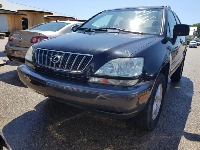 Cuarto de luz trasera de pasajero montado en panel para 00-03 LEXUS RX300 1667647 Foto 1 de 4