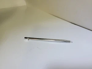 NUEVO lápiz óptico plateado para consola de sistema Nintendo DSI XL #J20 - Imagen 1 de 4