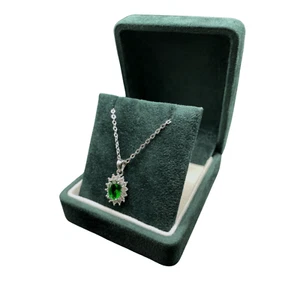White Gold Finish Created Diamond Green Emerald Oval Cut Star Necklace - Picture 1 of 5