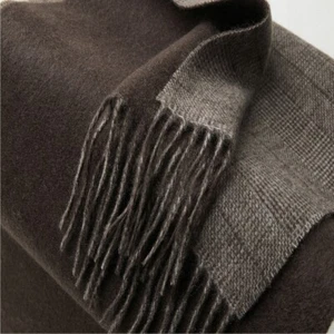 100% cashmere scarf men. L 170cm + 8cm Tassels (x2) x w 30cm. Weight 150 Grams - Picture 1 of 3