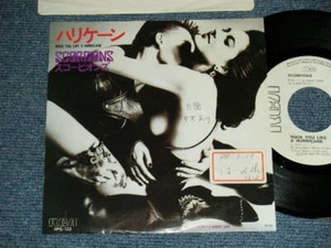 SCORPIONS Japan 1984 RPS-132 PROMO 7"45 ROCK YOU LIKE A HURRICANE - Imagen 1 de 6