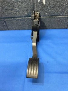 2013-2016 FORD ESCAPE 1.6L,2WD GAS PEDAL AND SWITCH CV61-9F836-GB - Picture 1 of 4