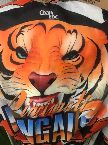 Vintage Chalk Line Cincinnati Bengals NFL Kids 🔥 free shipping buttoned Cover