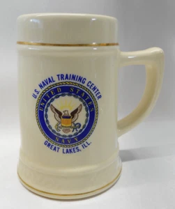 Vintage Becher US Navy Naval Training Center Great Lakes Ill. Large Stein Keramik - Bild 1 von 2