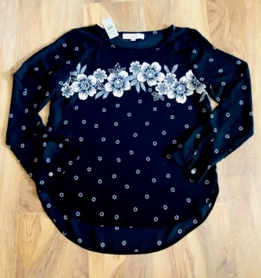 NWT Ann Taylor Loft Women’s Black Floral Blouse Long Roll Tap Sleeve Size SP - Image 1 of 4