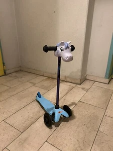 Mini Micro Scooter 3 Rad Roller mit Pony T-Lenker ab 2 Jahren Rosa mit Helm - Bild 1 von 6