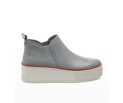 Botín Deportivo Gris Claro J/SLIDES MIKA NUEVO CON ETIQUETAS Foto 1 de 4