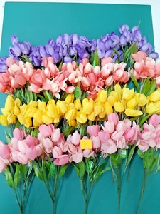 Lot 20 Ashland artificial Tulip bush Michael’s Floral Wreath Bouquet Vase LOT 2 - Picture 1 of 6
