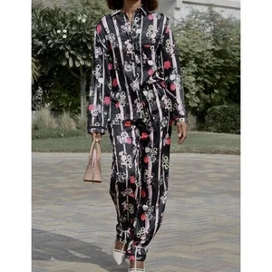 NEU VICTORIA'S SECRET STRIPEROSESATIN PJS WEIHNACHTSGESCHENK PYJAMA SET BLUMEN PJ M - Bild 1 von 19