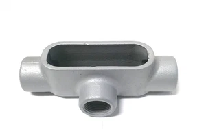 Appleton T37 1" Rigid Conduit Outlet Body Fm7 Body Iron Alloy - Picture 1 of 3
