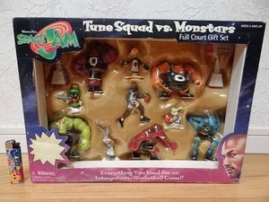 Vintage Space Jam Michael Jordan Bucks Bunny Figure - Picture 1 of 3