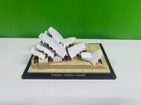 LEGO Architecture Sydney Opera House [21012]