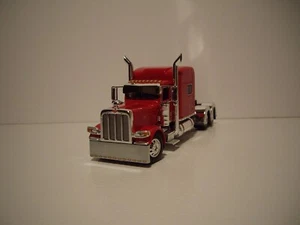 DCP FIRST GEAR 1/64 ROJO PETERBILT 389 CON 70"" PARA DORMIR TECHO MEDIO - Imagen 1 de 4