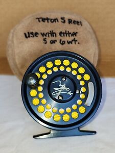 Vintage Teton No. 5 Fly Fishing Reel  Clean trout streams ,bag works great