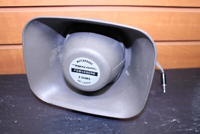 Radioshack Realistic 40-1244A Powerhorn Waterproof Speaker 5 Watts 8 Ohms Jack - Image 1 of 4
